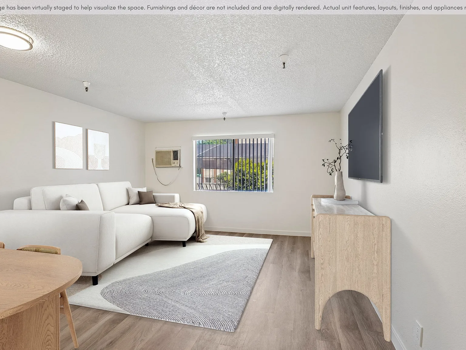 Suncrest Apartments — Photo 2
