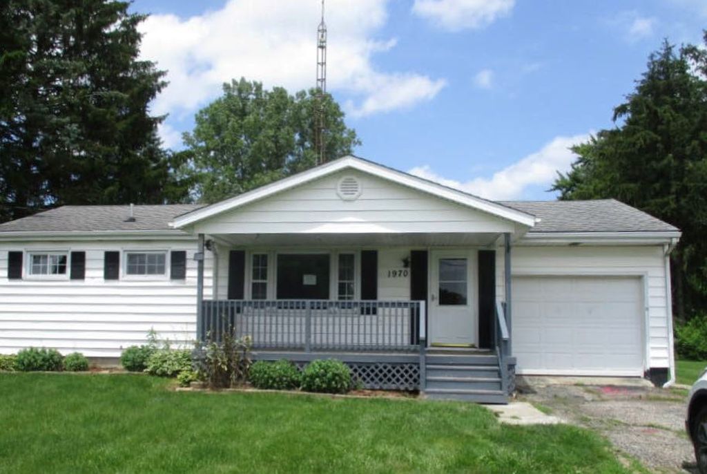 Real estate listing image
