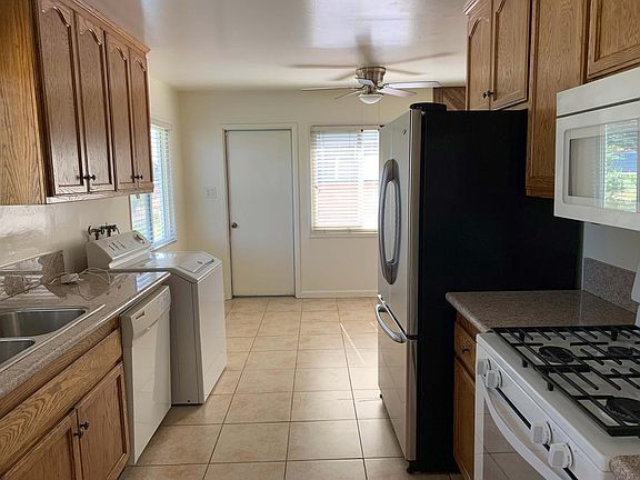 2nd image of 303 E Ave #J8