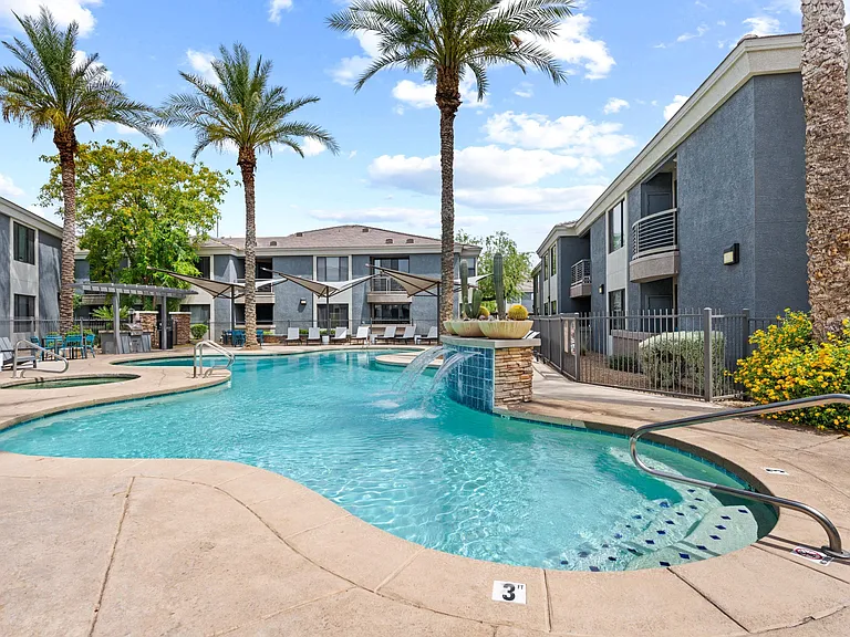 Resort Style Pools at Element Deer Valley in Phoenix, AZ