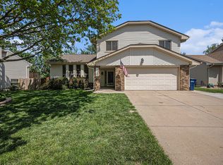 3738 Burr Oak Dr, Bellevue, NE 68123