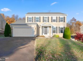 2514 Highcrest Ct, Manchester, MD 21102