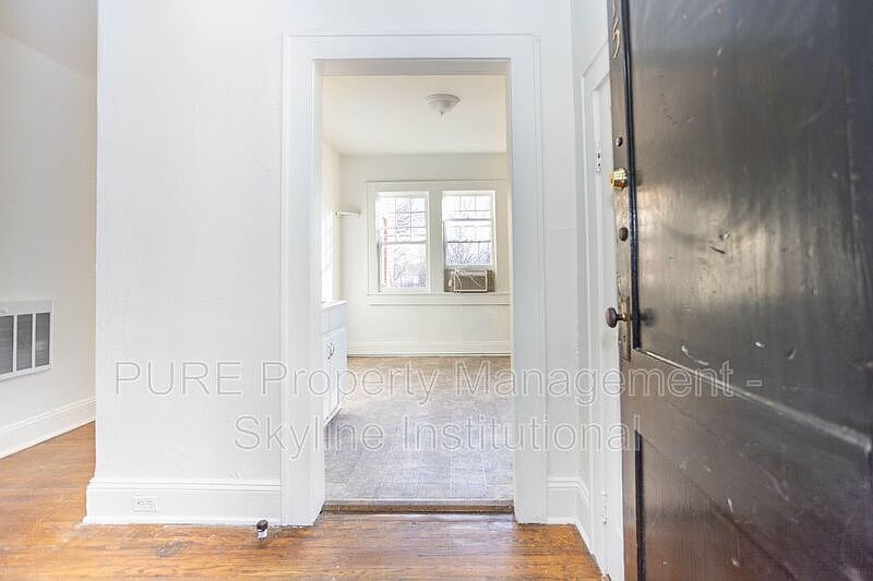 1st image of 89 Atlanta St SE Unit 6