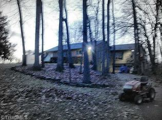 3820 Firestone Rd, Kernersville, NC 27284