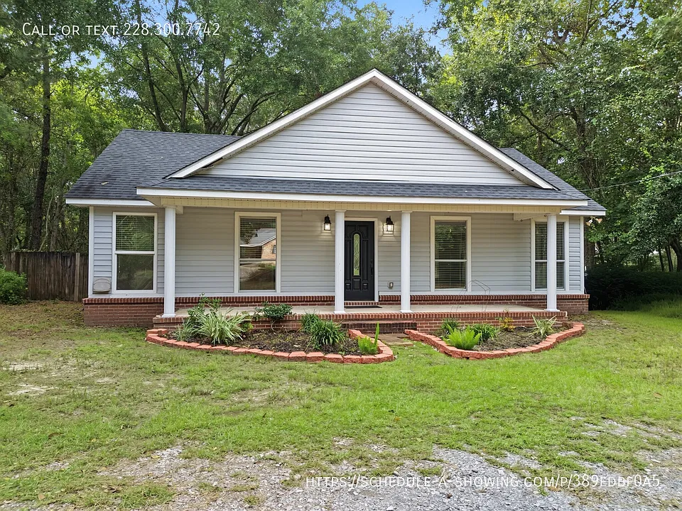 1509 Fawn St
