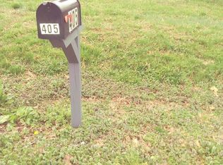 405 Homestead Dr, Gastonia, NC 28056