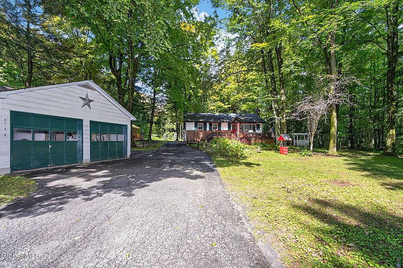 4th image of 5720 Lake Road