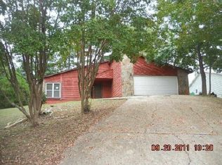 8174 Trace Ct, Riverdale, GA 30274