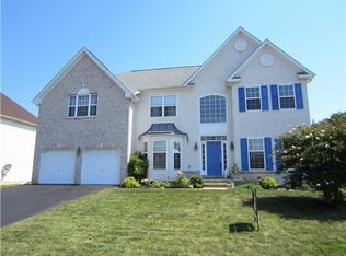 1 Latour Ln, Newark, DE 19702