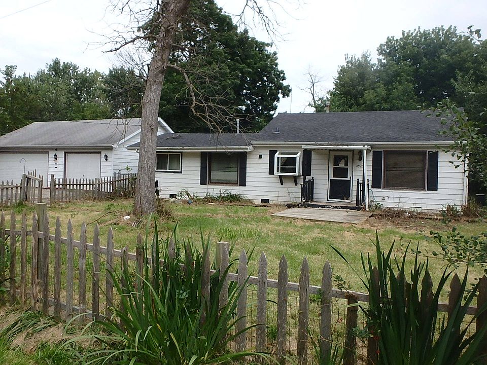 1st image of 42429 N Ash St