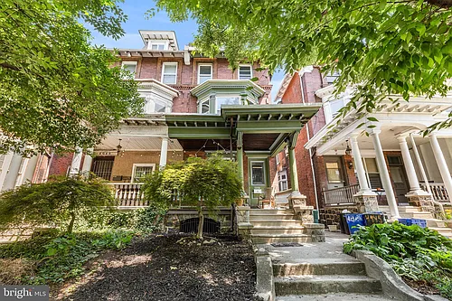 4947 Catharine St Photo 1