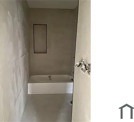 4 bed, 1435 sqft, $3,200 — Photo 2