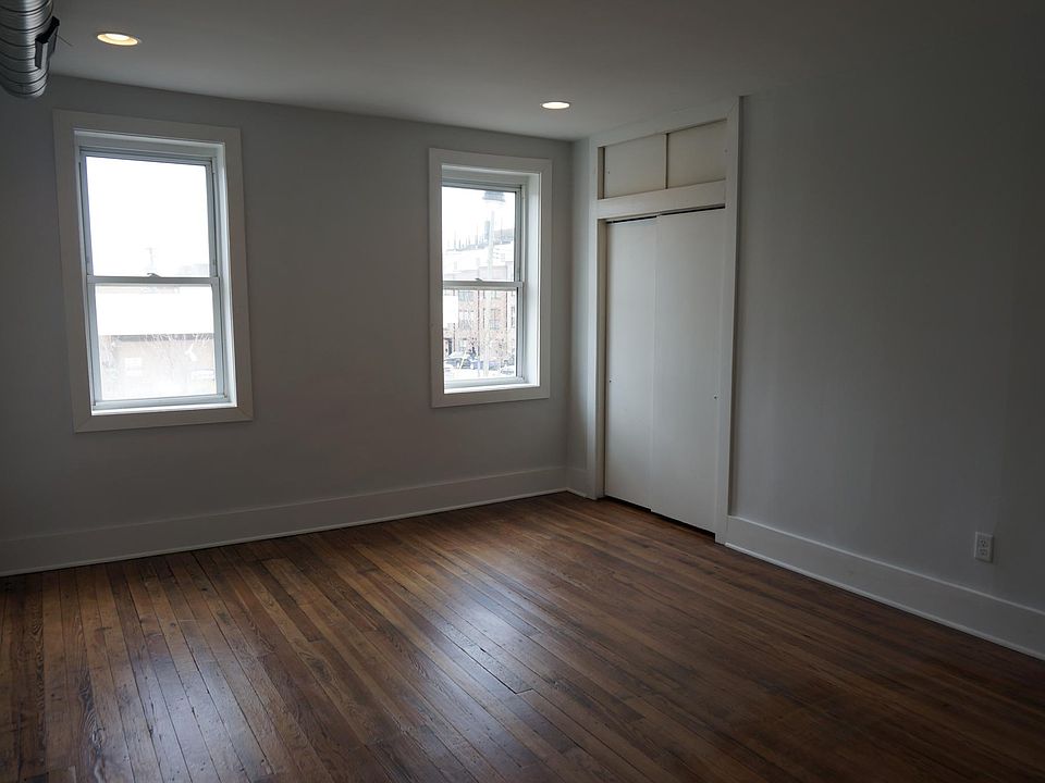 Bedroom 02