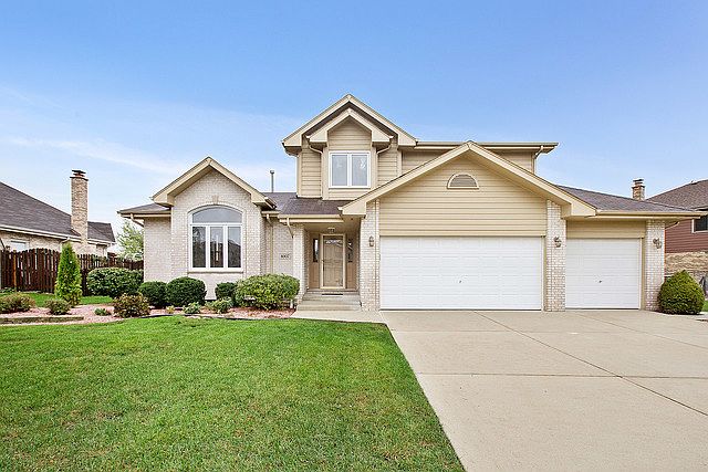 1st image of 8007 Stonegate Dr