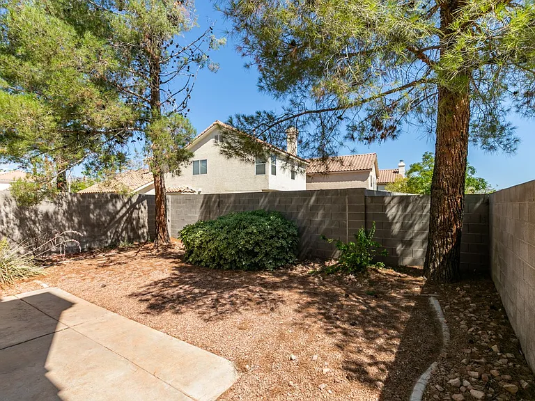 9532 Amber Valley Ln — Photo 25