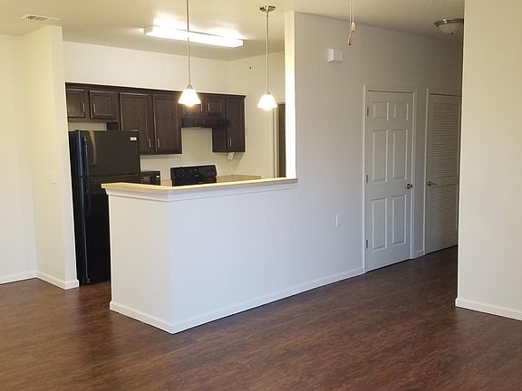 5th image of 306 S Rockville Rd #15