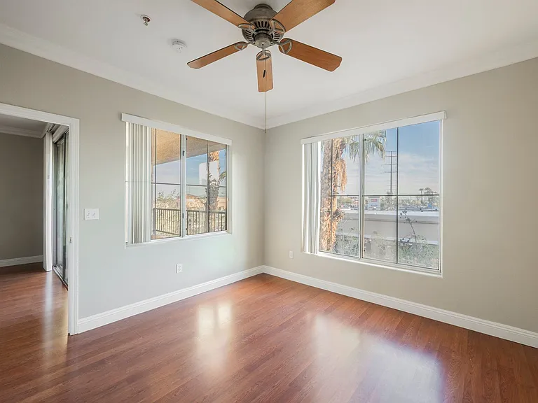 7189 S Durango Dr #307 — Photo 10