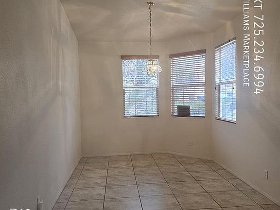 3rd image of 9467 Descending Creek St