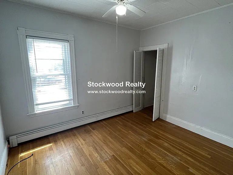 109 Wordsworth St #1 — Photo 12