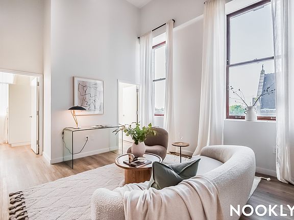 3rd image of 619 Throop Ave #6L