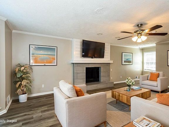 5th image of 4936 Condor Pl NE
