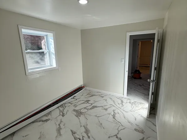 (undisclosed Address), East Meadow, NY 11554