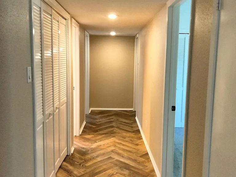 1408 Colonial Pkwy — Photo 11