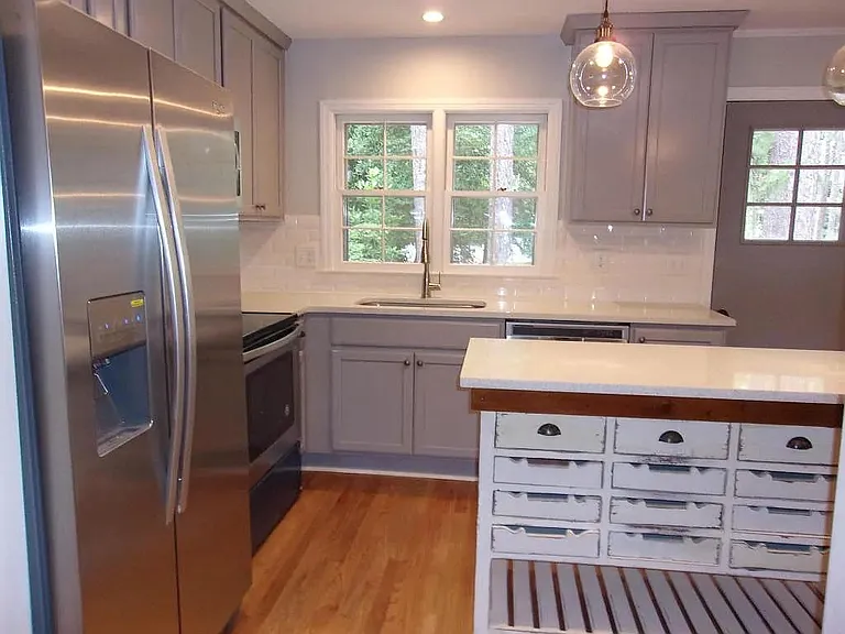 930 N Saylor St — Photo 20
