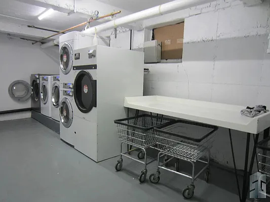 Rented by Skyline Group Real Estate | media 47