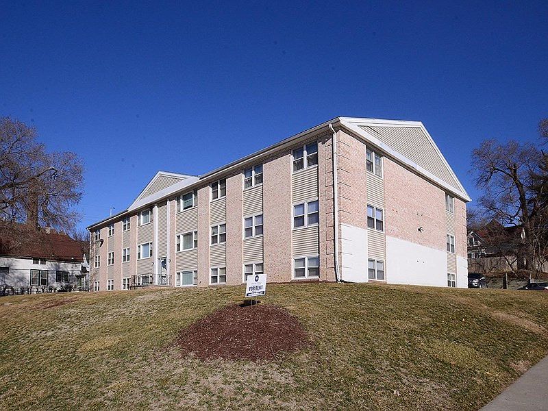 1st image of 2206 K St APT 01