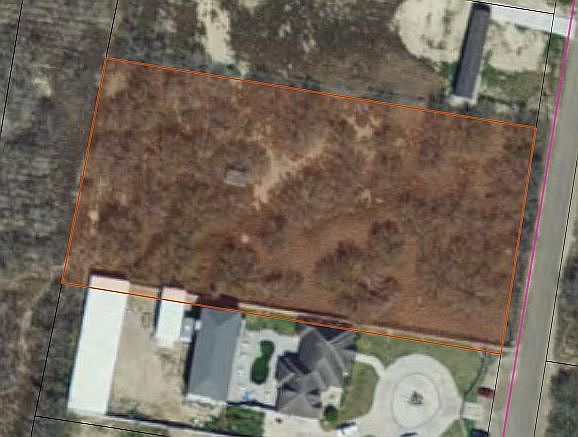 2nd image of 355 Vaquero Rd