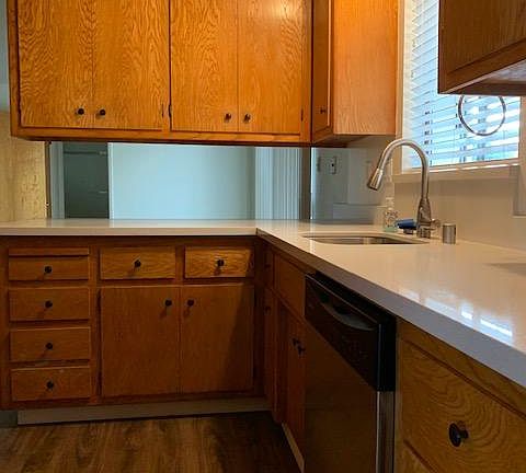 5th image of 359 Ulmer Ct