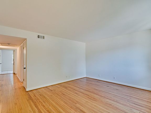 5th image of 2101 & 2103 Willester Ave