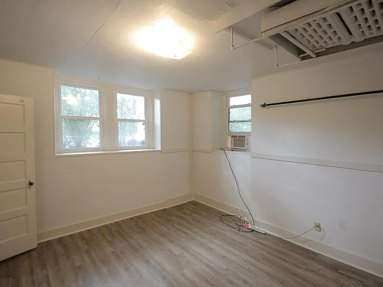 500 Todd St #4 — Photo 8