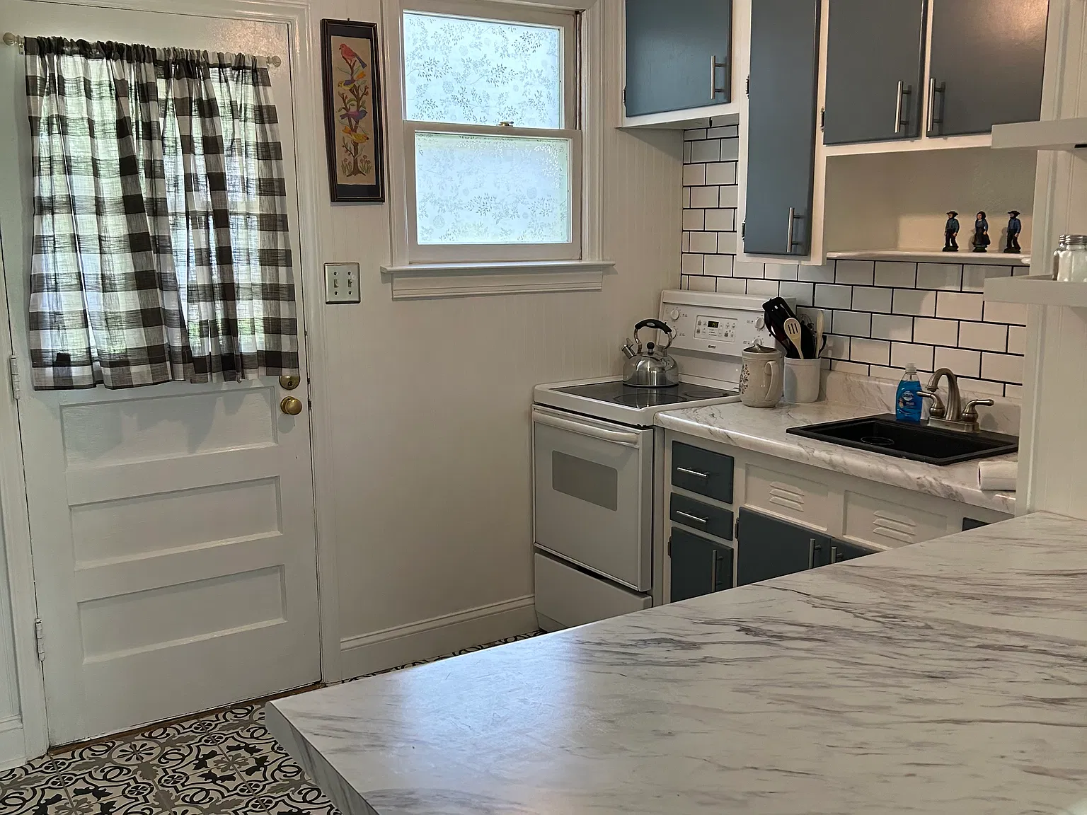 2 bed, 675 sqft, $1,300 — Photo 4