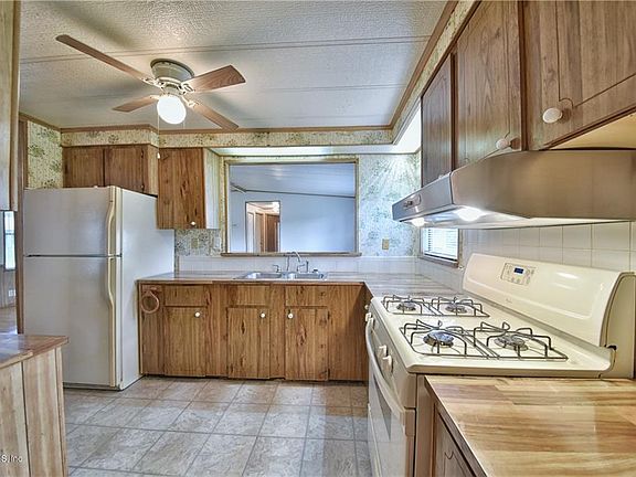 5th image of 9405 SE 119th Ln