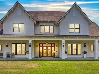 1815 Guillot Rd, Youngsville, LA, 70592