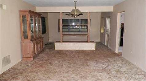 2nd image of 9315 Jamaica Dr