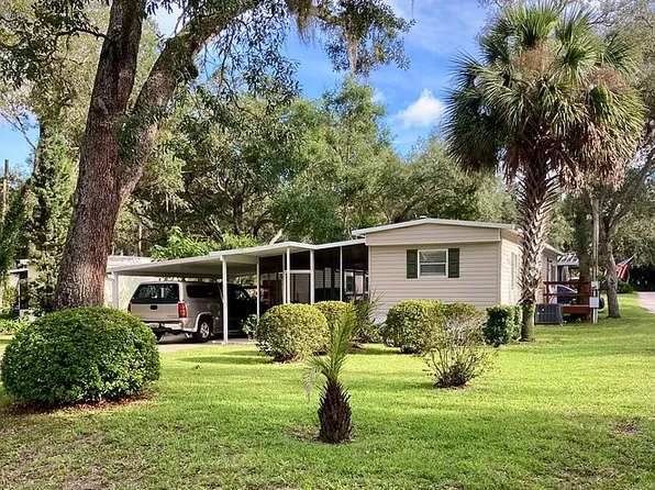 319 Oak St, Pierson, FL 32180