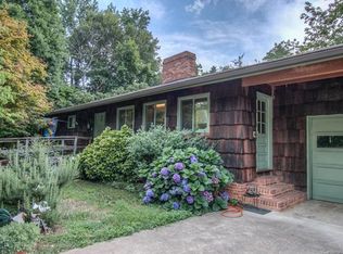 105 Viola Dr, Iron Station, NC 28080