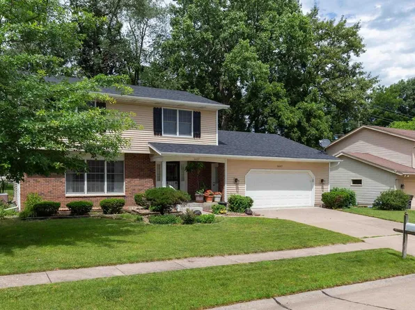 3607 75th St, Moline, IL 61265