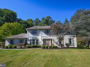 1322 N Tulip Dr, West Chester, PA 19380