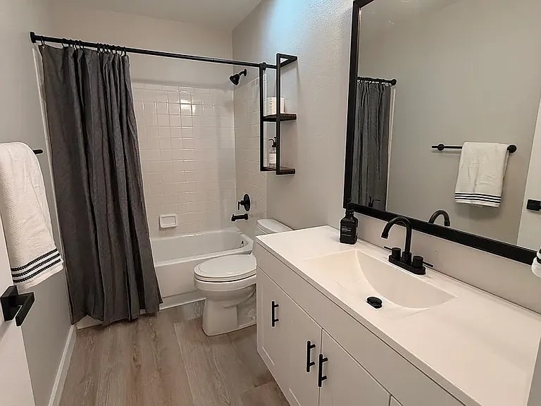 4002 Crockers Lake Blvd — Photo 12