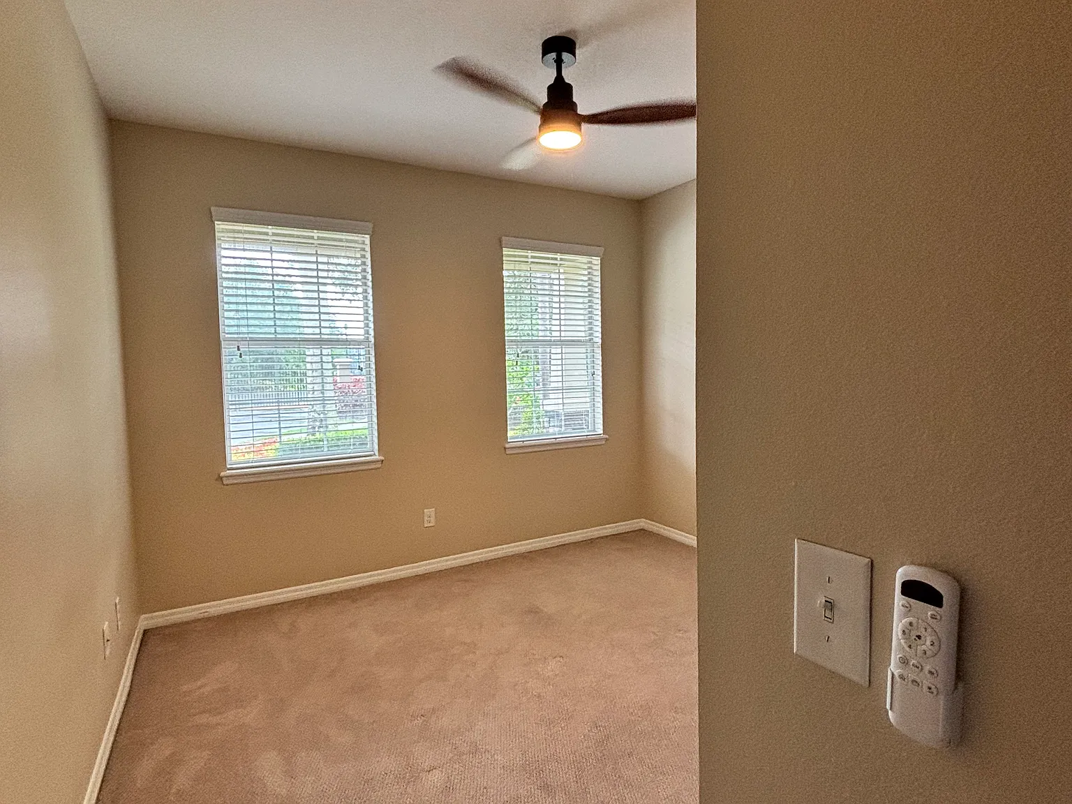 3 bed, 1744 sqft, $3,500 — Photo 3