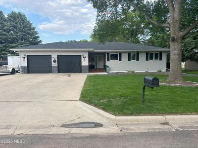 180 18th St NE, Watertown, SD, 57201