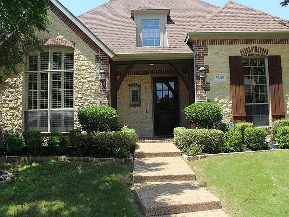 3rd image of 5205 Seville Ln