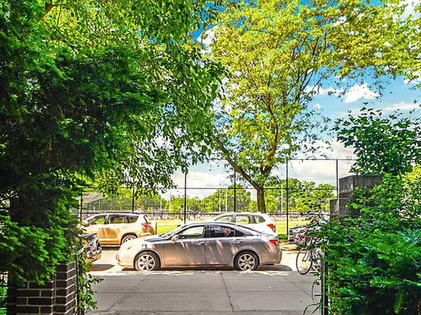 25 Parade Pl APT 2L, Brooklyn, NY 11226