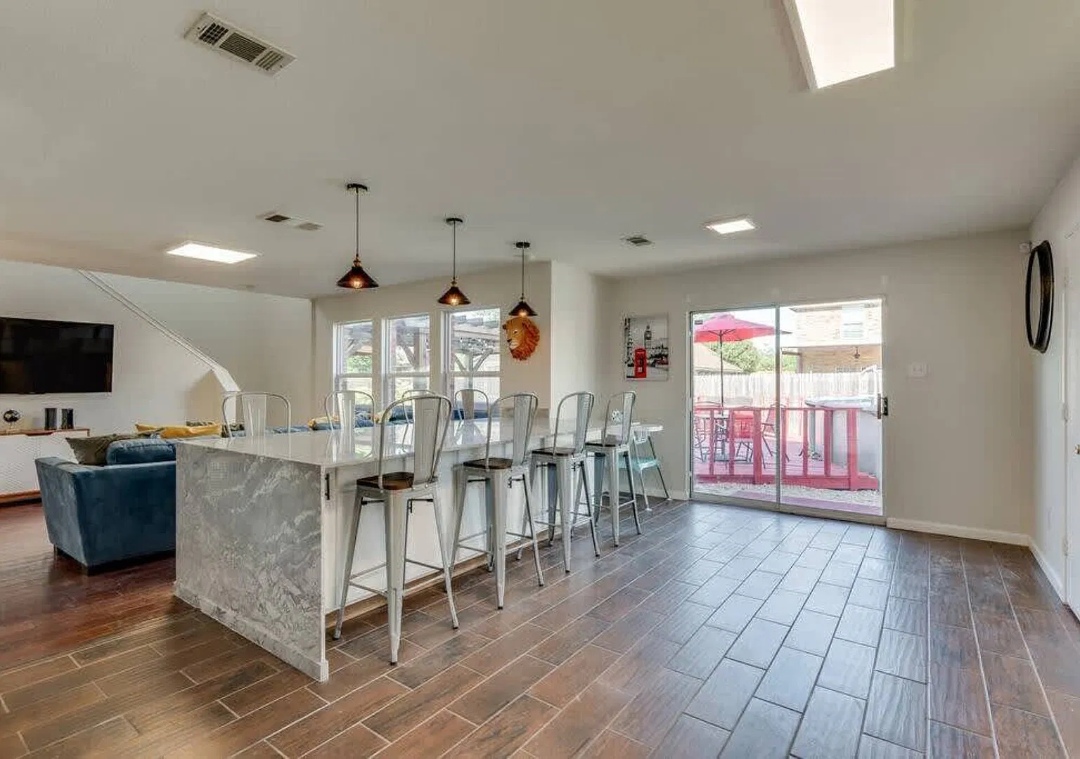 Grand Prairie 5BR | Pool, Game Room & Grill — Photo 2