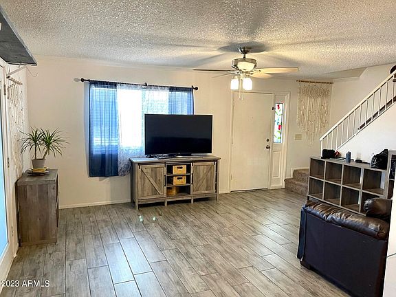 5th image of 6044 W TOWNLEY Avenue