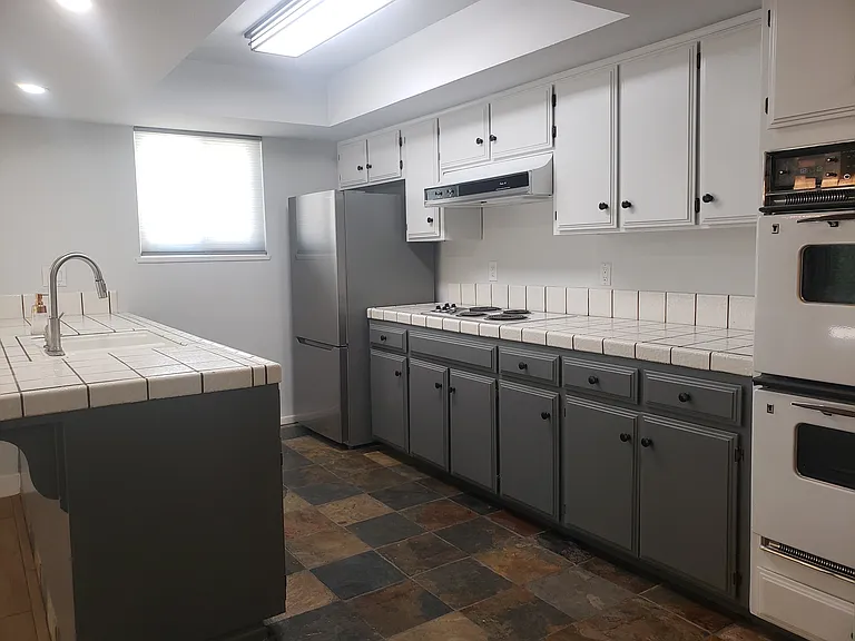 1305 E Rosarito Way — Photo 4